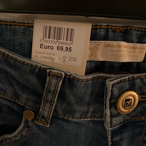 Skinny Denim - Picture 2 of 4